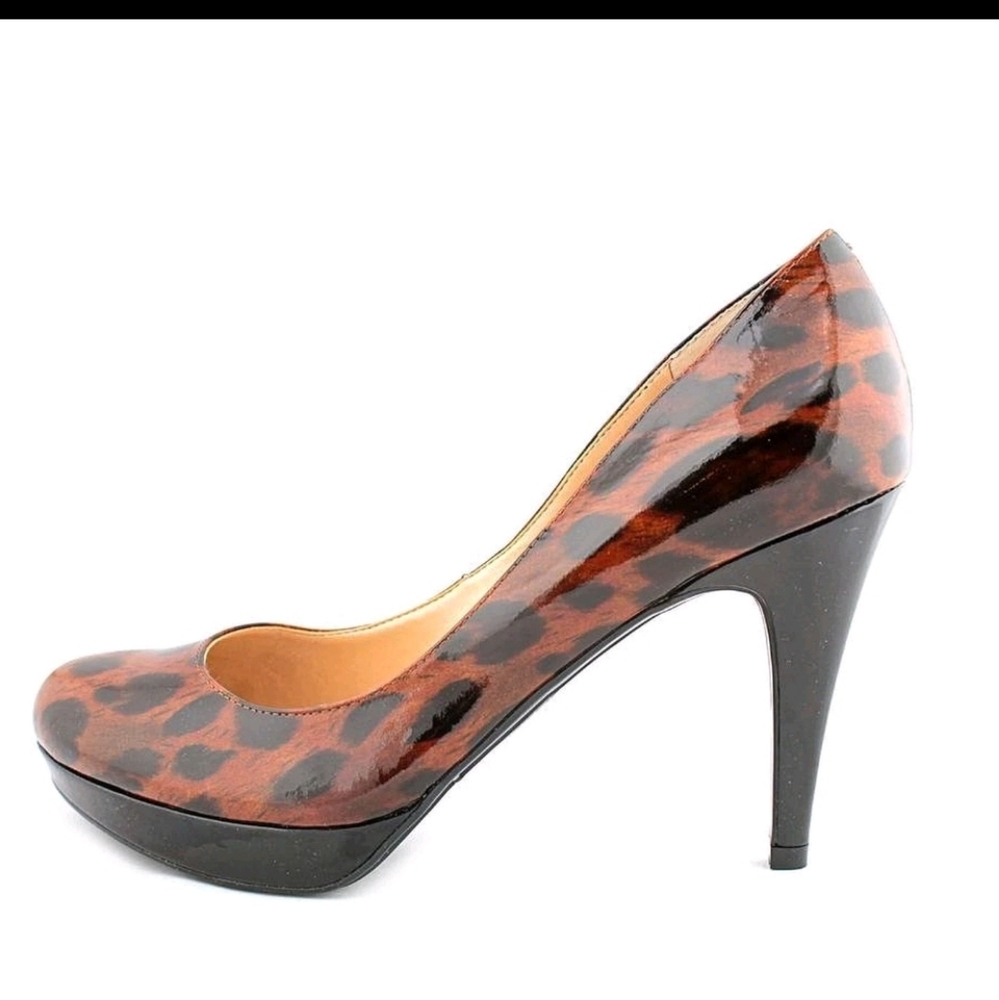 NWB Women's Marc Fisher Sydney 2 Shoes High Heels Polish Dark Natural